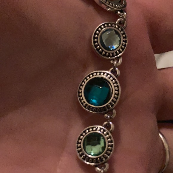 NWT Rhinestone Fashion Jewelry Necklace - Picture 7 of 11